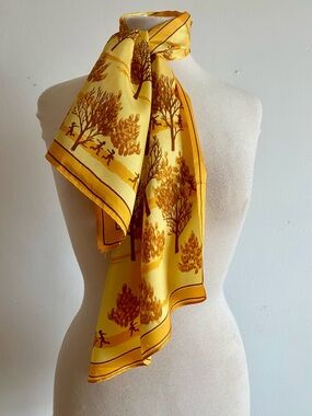Vintage Vera Neumann Scarf 1970s Autumnal Novelty Print Rolled Edges 70s
